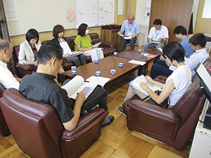 結幼稚園結小学校　協議会の様子