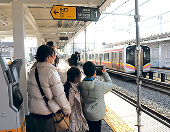 駅構内を公開　風景