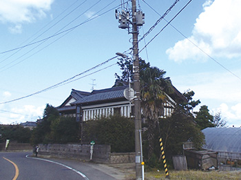 東北電力ネットワーク株式会社新潟電力センターから道路照明灯の寄贈