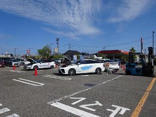 イオン新潟西店車両展示写真