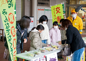 笠木小学校交通安全呼びかけ